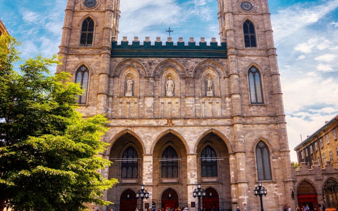 Les 5 meilleurs endroits pour une séance de photos de mariage à Montréal : Guide pour les couples